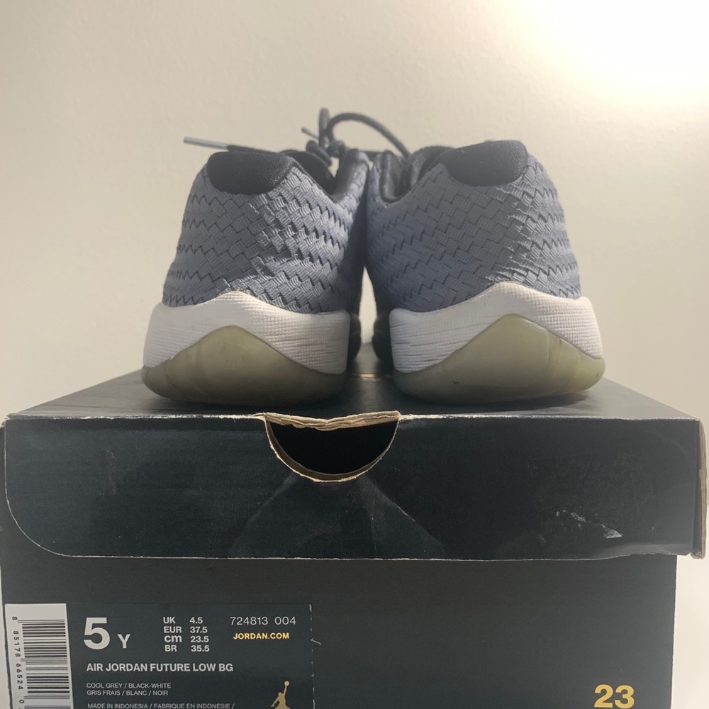 Jordan Futures 👟 - Picture 7 of 7